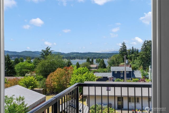 5091 May Street NW, Bremerton, WA 98311