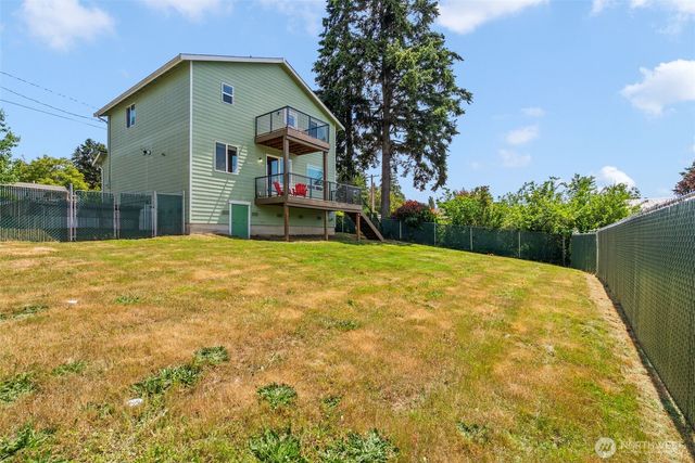 5091 May Street NW, Bremerton, WA 98311