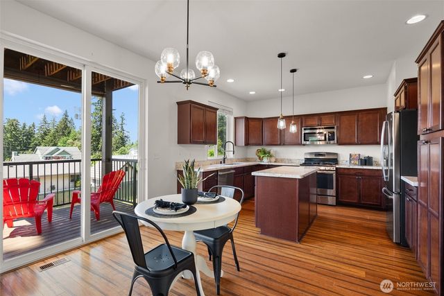 5091 May Street NW, Bremerton, WA 98311