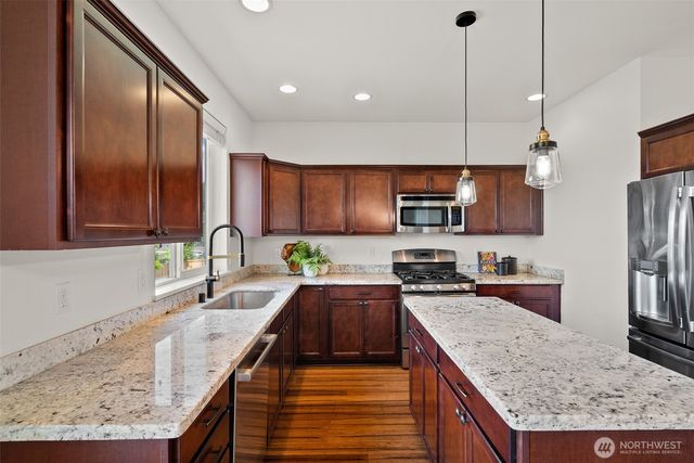 5091 May Street NW, Bremerton, WA 98311
