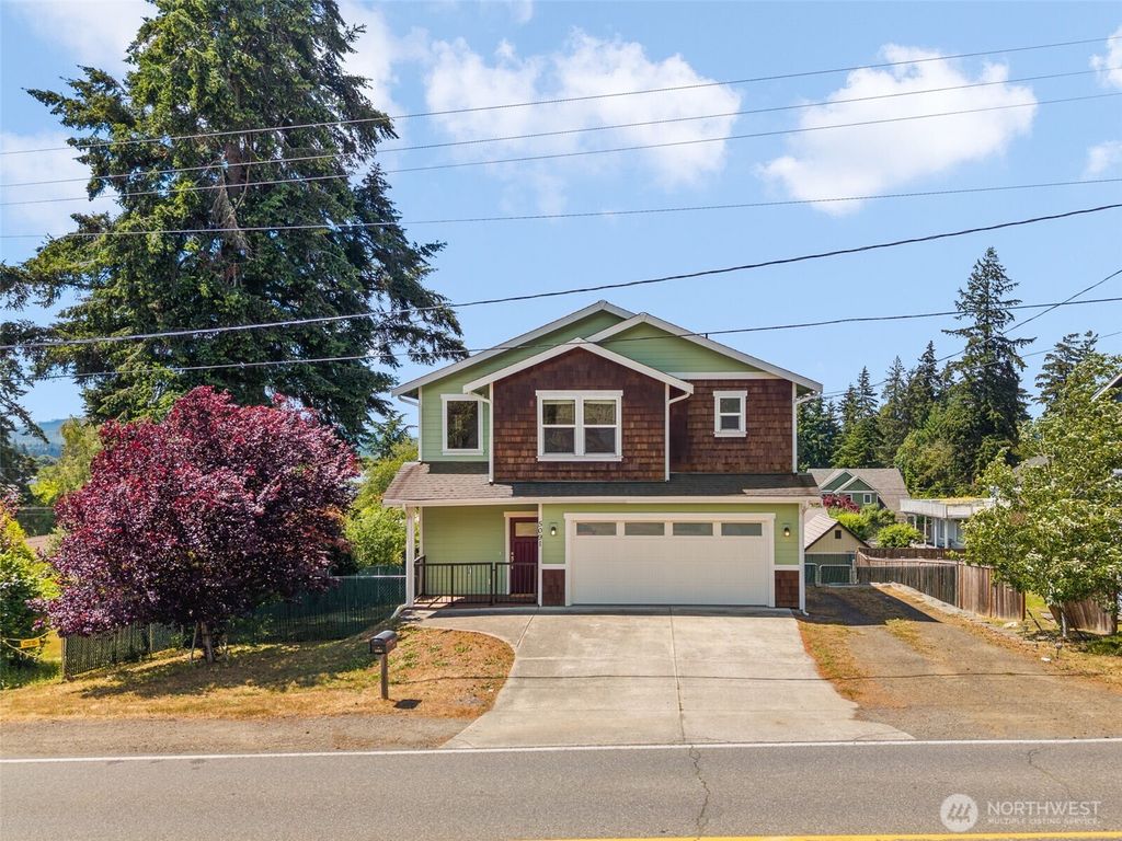 5091 May Street NW, Bremerton, WA 98311