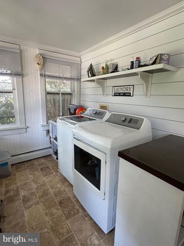 908 SE FRONT ST, Milford, DE 19963