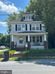 908 SE FRONT ST, Milford, DE 19963