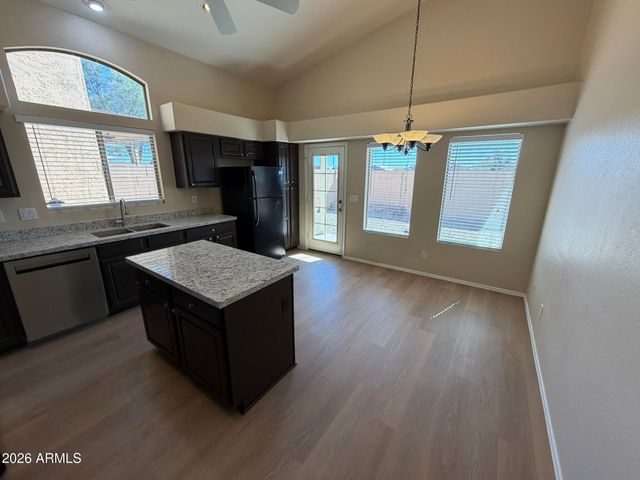 3523 W WHISPERING WIND Drive, Glendale, AZ 85310