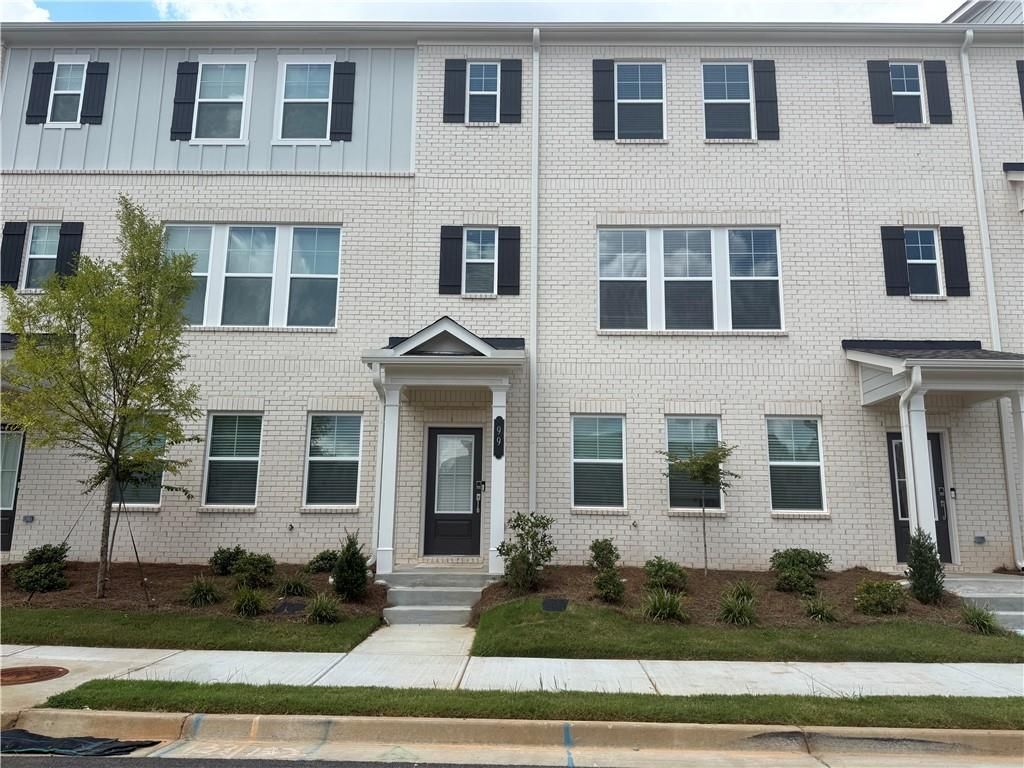 99 Epperly Way, Tucker, GA 30084