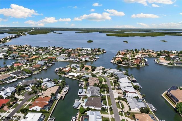 580 Goldcoast CT, Marco Island, FL 34145
