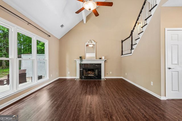 6395 Seymour Court NW, Acworth, GA 30101
