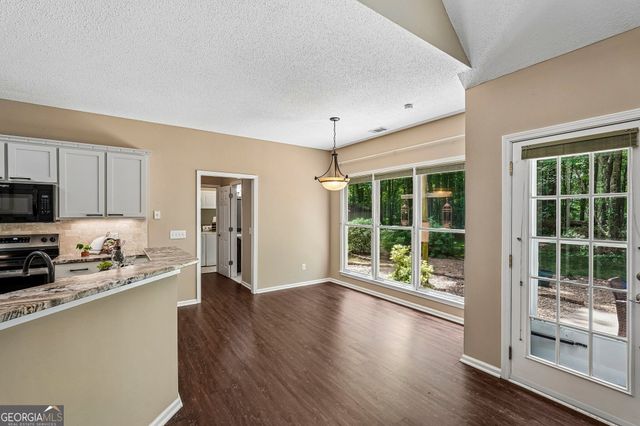 6395 Seymour Court NW, Acworth, GA 30101
