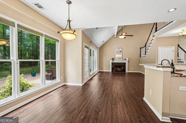 6395 Seymour Court NW, Acworth, GA 30101
