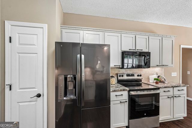 6395 Seymour Court NW, Acworth, GA 30101