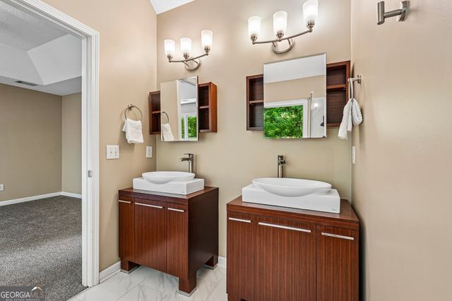 6395 Seymour Court NW, Acworth, GA 30101