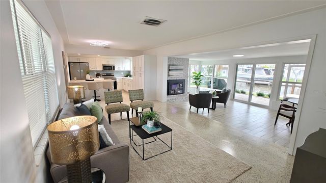 8521 42ND AVENUE N, St Petersburg, FL 33709