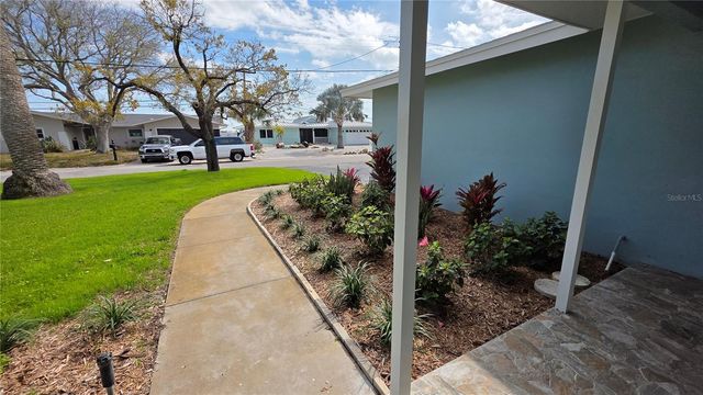 8521 42ND AVENUE N, St Petersburg, FL 33709