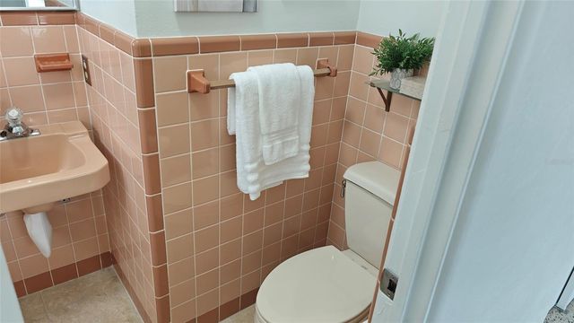 8521 42ND AVENUE N, St Petersburg, FL 33709