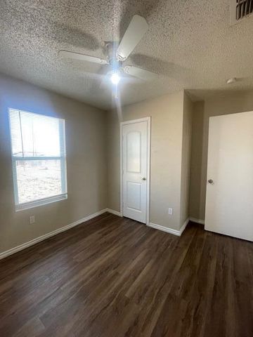 304 81st Street, UNIT 2, Lubbock, TX 79404