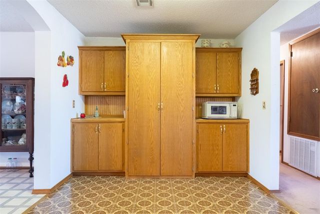 30716 E County Road 1650, Elmore City, OK 73433