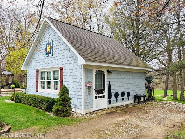 4203 Hough Road, Dryden, MI 48428