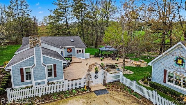 4203 Hough Road, Dryden, MI 48428