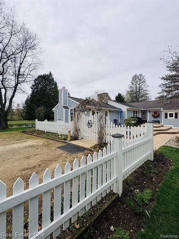4203 Hough Road, Dryden, MI 48428