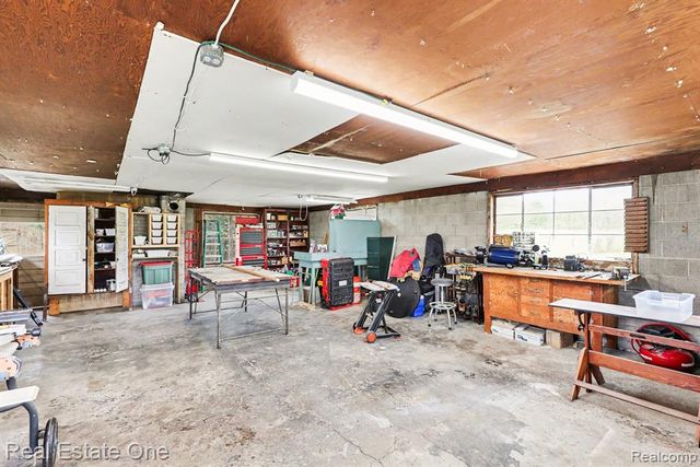 4203 Hough Road, Dryden, MI 48428