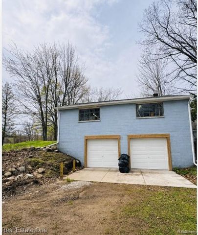 4203 Hough Road, Dryden, MI 48428