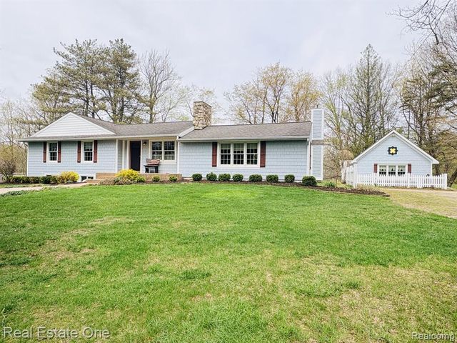 4203 Hough Road, Dryden, MI 48428