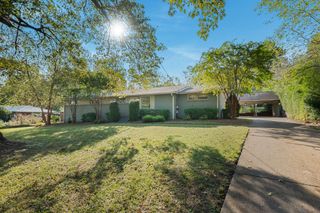 584 Joyce Ln, Nashville, TN 37216