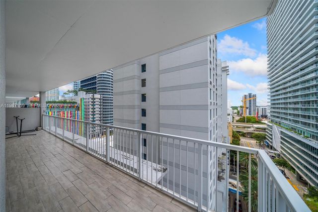 1250 S Miami Ave 1015, Miami, FL 33130