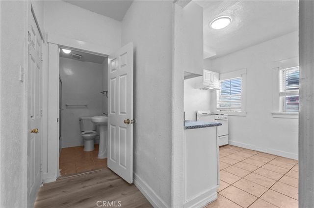 166 E 36th, Los Angeles, CA 90011