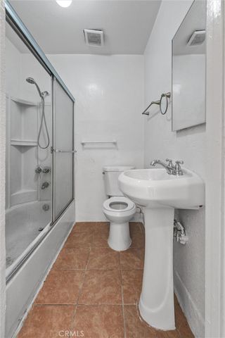 166 E 36th, Los Angeles, CA 90011