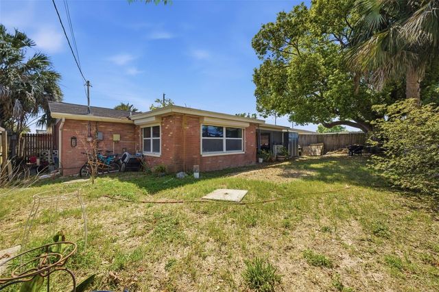 5347 FLORA AVENUE, Holiday, FL 34690