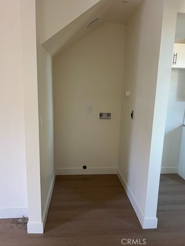 409 E 99th Street, Los Angeles, CA 90003