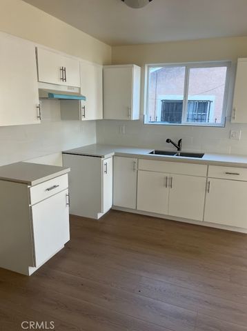 409 E 99th Street, Los Angeles, CA 90003