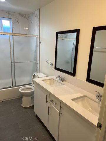 409 E 99th Street, Los Angeles, CA 90003