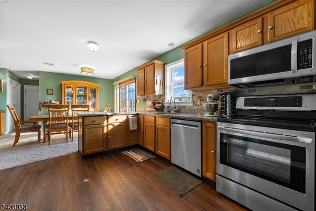 21 Mountaintop Rd, Montague Twp., NJ 07827