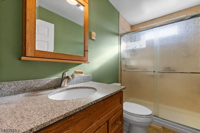 21 Mountaintop Rd, Montague Twp., NJ 07827