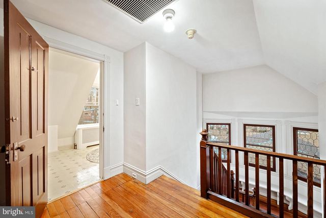 1250 ASHBOURNE RD, Elkins Park, PA 19027