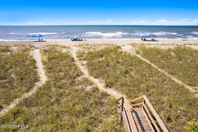862 Ocean Boulevard W, Supply, NC 28462