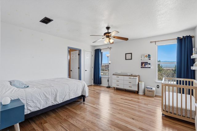 2300 Sunstone Drive NW, Albuquerque, NM 87120