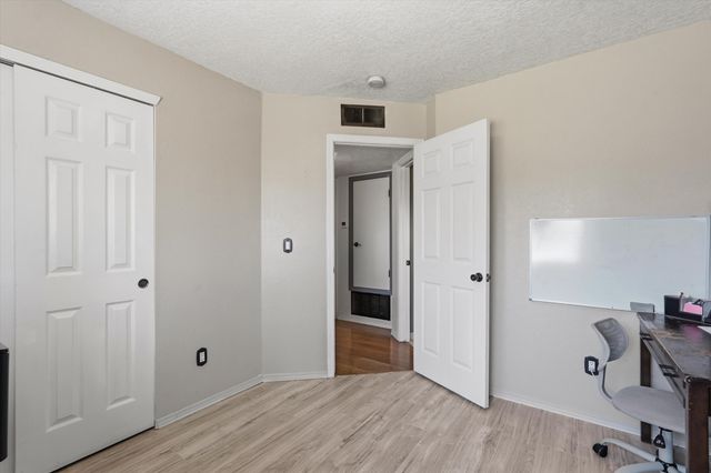 2300 Sunstone Drive NW, Albuquerque, NM 87120