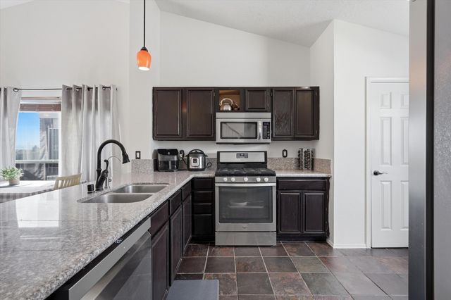 2300 Sunstone Drive NW, Albuquerque, NM 87120