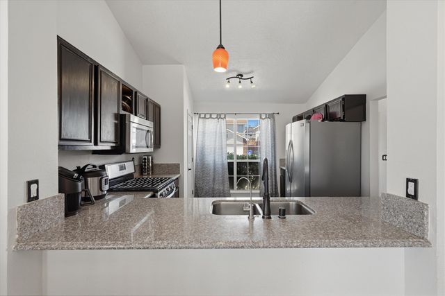 2300 Sunstone Drive NW, Albuquerque, NM 87120