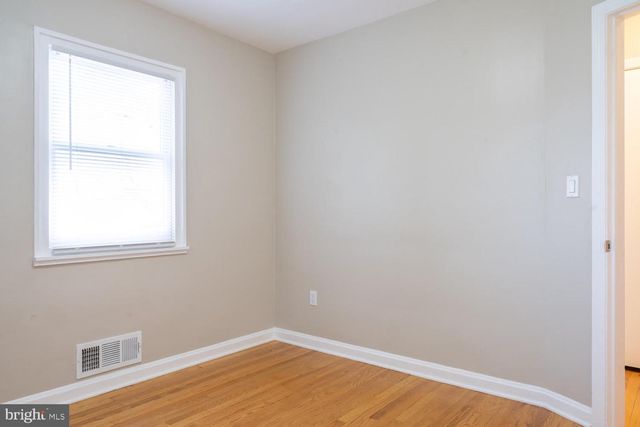 3903 FAIRVIEW DR, Fairfax, VA 22030