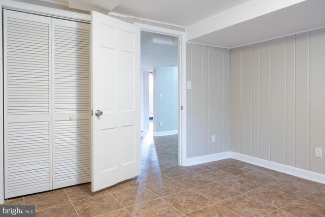 3903 FAIRVIEW DR, Fairfax, VA 22030