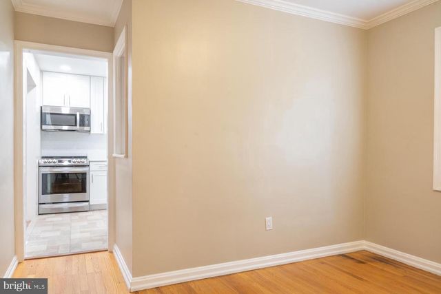 3903 FAIRVIEW DR, Fairfax, VA 22030