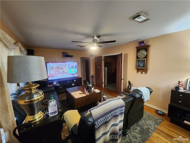 613 Sycamore Avenue, Mcallen, TX 78501