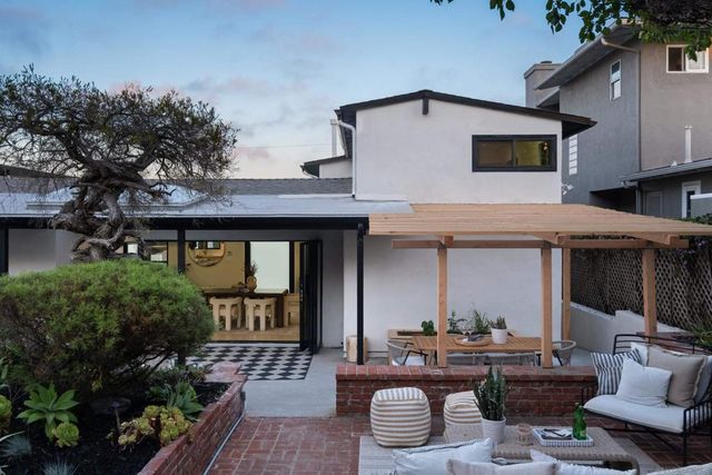 3992 La Cresta Dr, San Diego, CA 92107