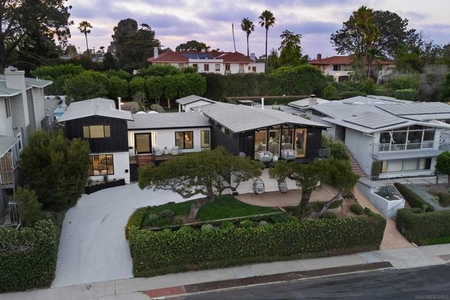 3992 La Cresta Dr, San Diego, CA 92107