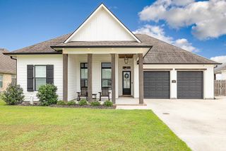 302 Marmande Avenue, Thibodaux, LA 70301