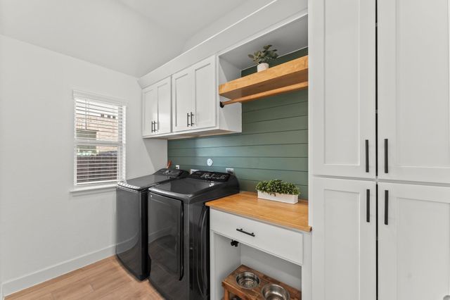 153 Sweeping Valley Drive, Montgomery, TX 77316